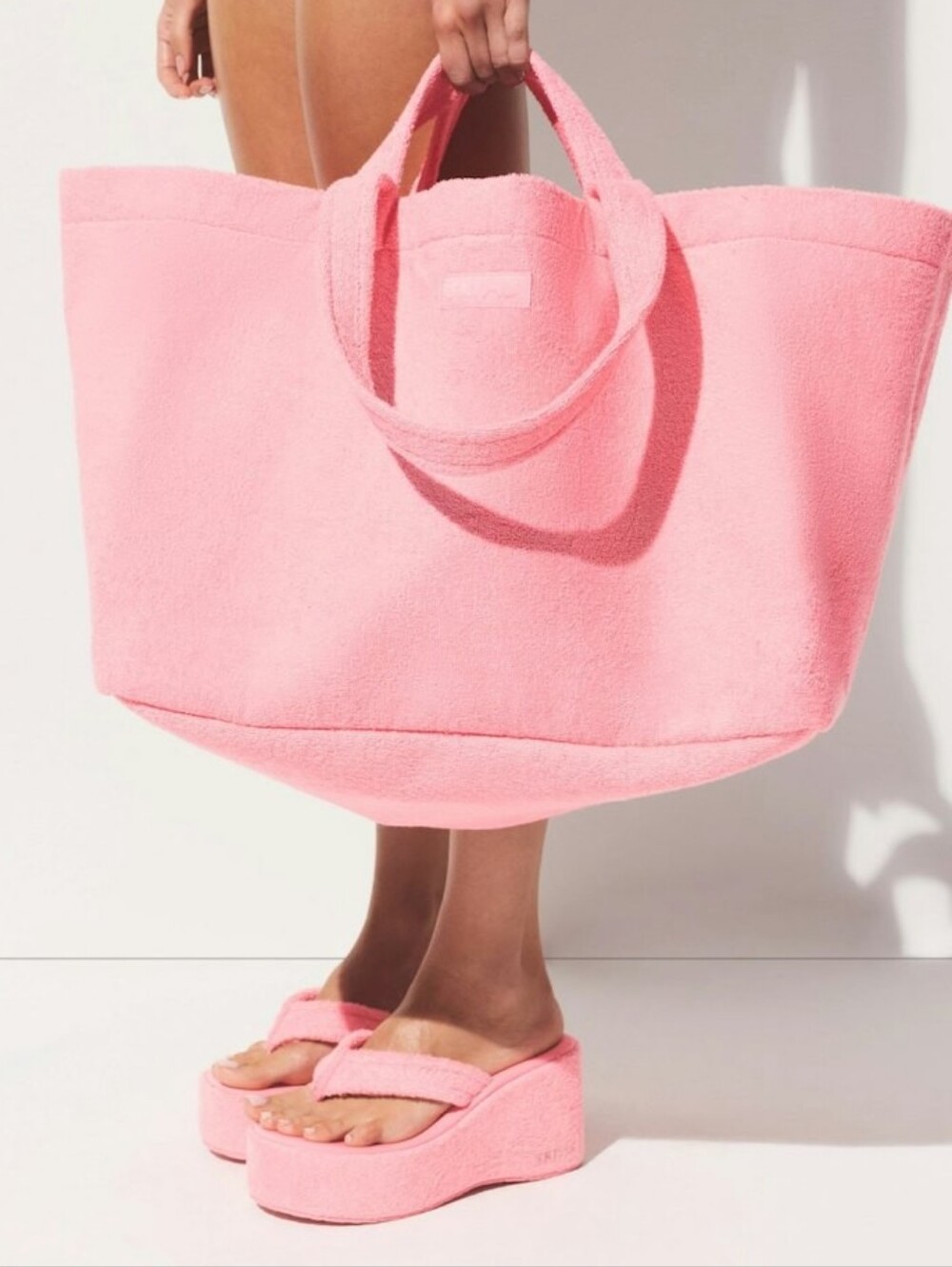 Skims Terry Jumbo Tote (melon pink) - Picture 9 of 10